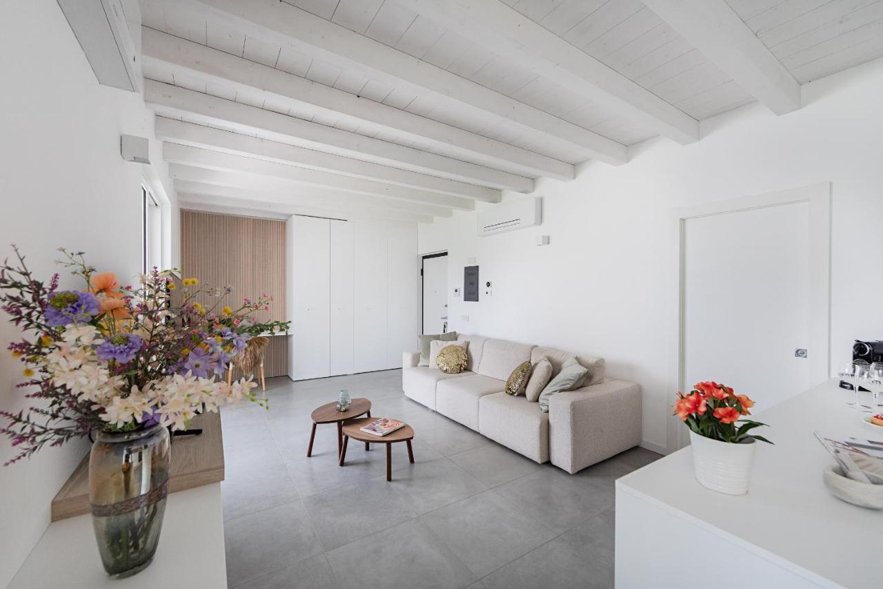 La Cittadella Pt-6 By Wonderful Italy Appartement Manerba del Garda Buitenkant foto